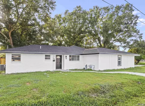 709 Martin Luther King St, Donaldsonville, LA 70346