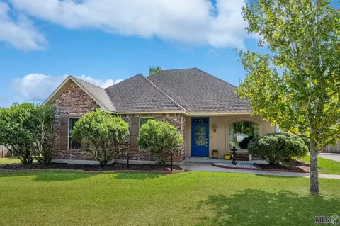 44425 Kaytain Xing, Sorrento, LA 70778