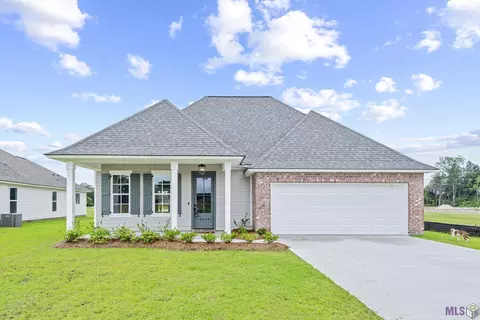 10448 Highcrest Dr, Denham Springs, LA 70706