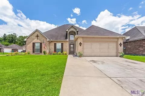 26339 Poplar Glen Dr, Denham Springs, LA 70726