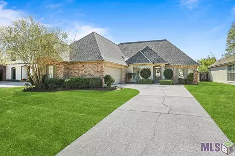 18221 Manchac Place Dr, Prairieville, LA 70769