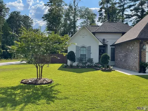 28005 Memorial Ln, Denham Springs, LA 70726
