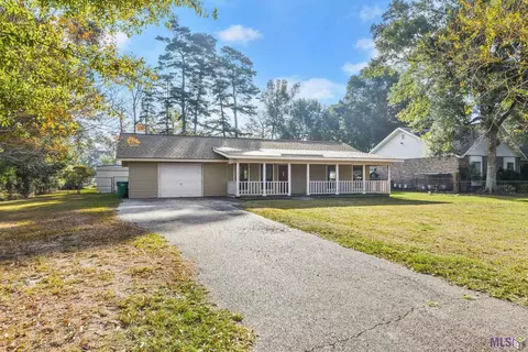 34854 Dearman Dr, Denham Springs, LA 70706