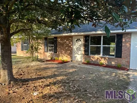 2505 Boxwood Dr, Baker, LA 70714