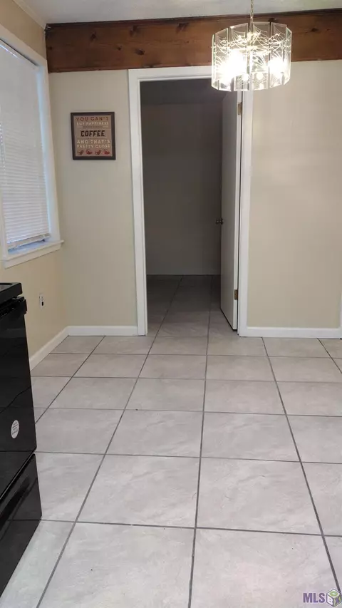 312 Cypress St, Baker, LA 70714 photo 9