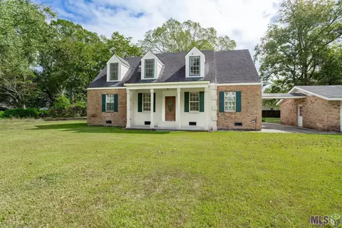 246 N Labauve Ave, Brusly, LA 70719