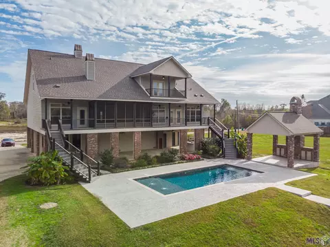 18441 Amite Acres Dr, Prairieville, LA 70769