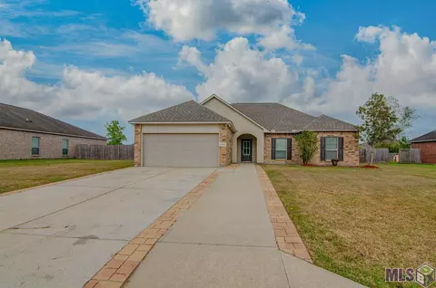 13855 Cantebury Ave, Denham Springs, LA 70726