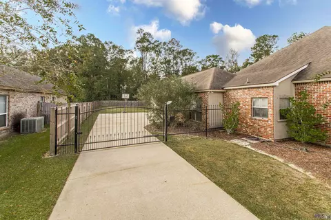 30441 Jackson St, Walker, LA 70785 photo 2