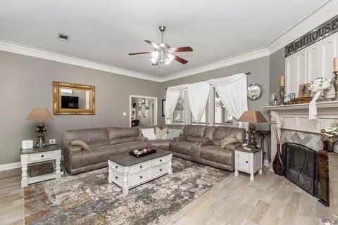 30441 Jackson St, Walker, LA 70785 photo 4