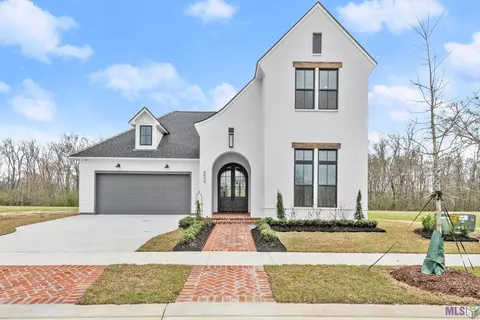 8649 Greenbrier Cove Rd, Baton Rouge, LA 70817