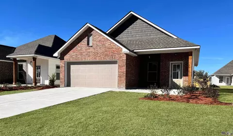 28335 Merrimack Dr, Denham Springs, LA 70726