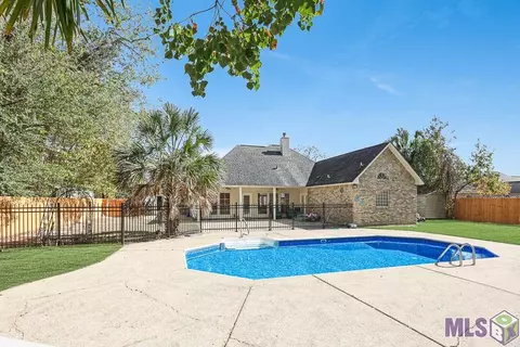 30451 Chattelle Ave, Walker, LA 70785 photo 5