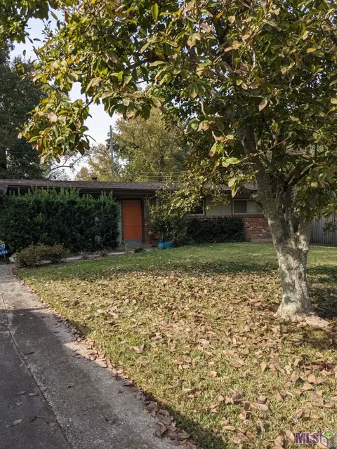 2144 E Contour Dr, Baton Rouge, LA 70809
