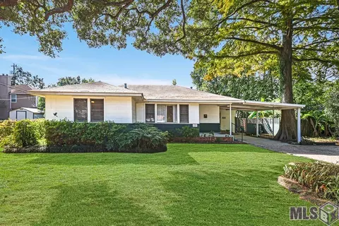 529 Avenue G, Port Allen, LA 70767