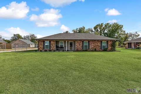 40061 Autumn Hill Ave, Prairieville, LA 70769