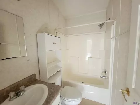 23364 Carson Rd, Pride, LA 70770 photo 6