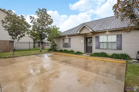 802 N Pine St #E, Gramercy, LA 70052 photo 2
