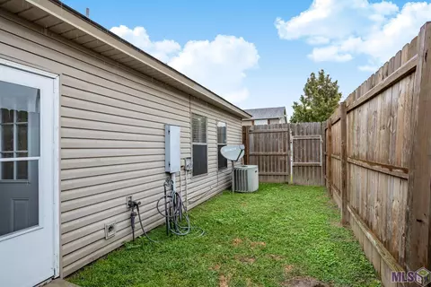 802 N Pine St #E, Gramercy, LA 70052 photo 17