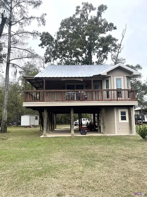 48380 Amite River Rd, Saint Amant, LA 70774