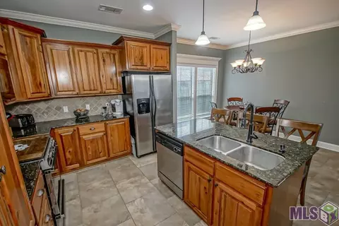31315 Pebble Dr, Walker, LA 70785 photo 9