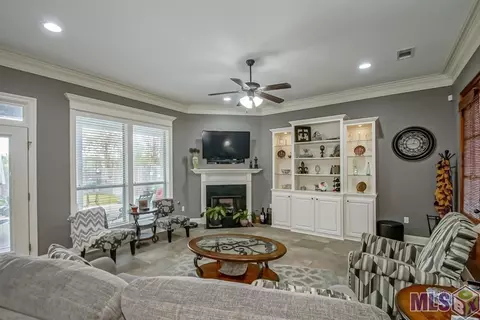31315 Pebble Dr, Walker, LA 70785 photo 6