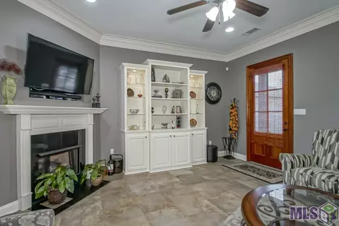 31315 Pebble Dr, Walker, LA 70785 photo 5