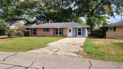 32652 Cynthia Dr, Denham Springs, LA 70706