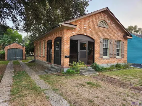 58255 Labauve Ave, Plaquemine, LA 70764
