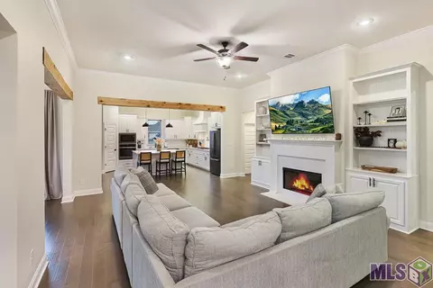 23398 Cypress Cv, Springfield, LA 70462 photo 5
