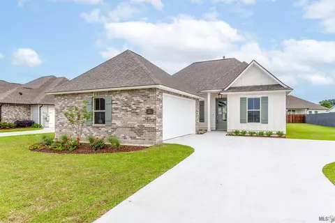 132 Marmande Ave, Thibodaux, LA 70301
