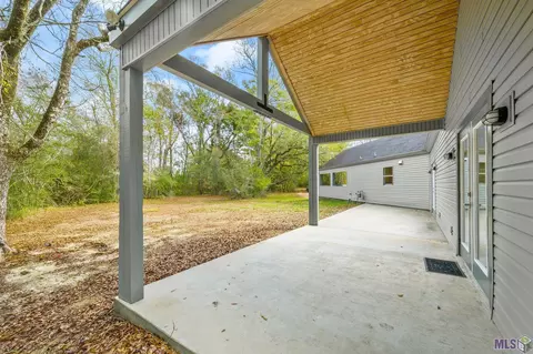 35404 Christmas Bend Rd, Denham Springs, LA 70706