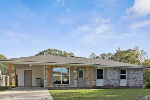 910 Southwest Dr, Baker, LA 70714
