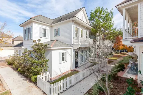 4912 Rue Venelle, Baton Rouge, LA 70808