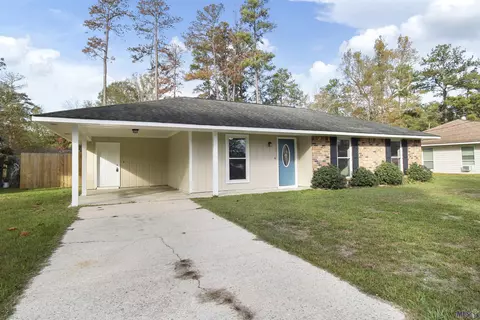 26817 Pen Dr, Walker, LA 70785 photo 2