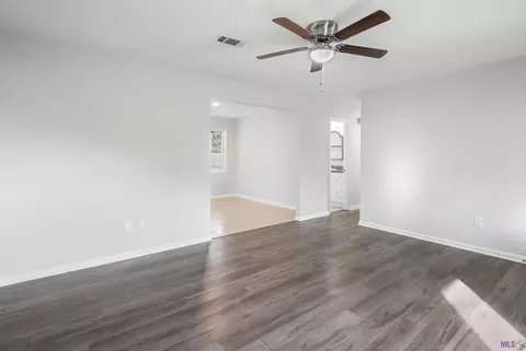 26817 Pen Dr, Walker, LA 70785 photo 7