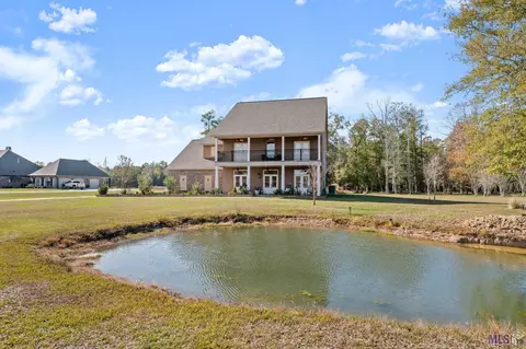 34555 Quarter Horse Ln, Walker, LA 70785