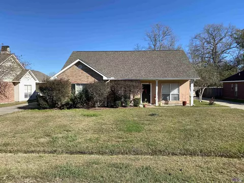 14446 Lake Crossing Dr, Gonzales, LA 70737