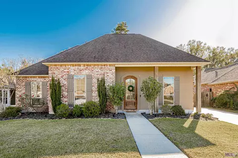 17034 Bradford Ave, Greenwell Springs, LA 70739
