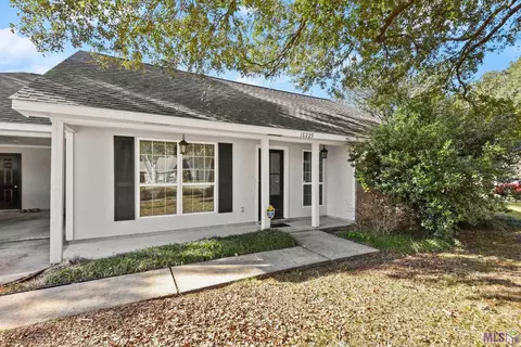 18229 Autumn View Dr, Prairieville, LA 70769