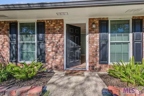 4333 Debellevue Dr, Baton Rouge, LA 70809