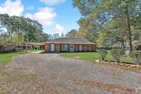 9388 Lockhart Rd, Denham Springs, LA 70726