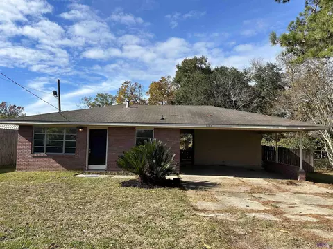 3186 Carmen Dr, Baton Rouge, LA 70809