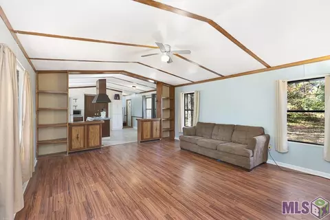 29490 Fletcher Ln, Walker, LA 70785 photo 5