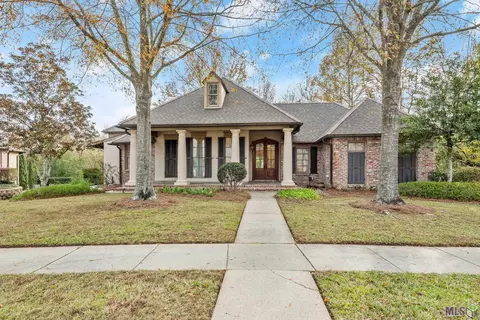 13745 Paddington Dr, Baton Rouge, LA 70810