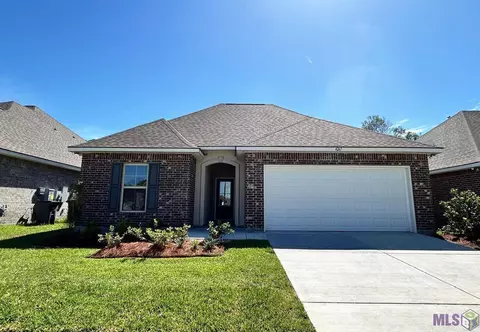 4627 Deep Creek Dr, Baton Rouge, LA 70817