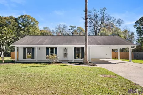 27382 E Lakeside Dr, Denham Springs, LA 70726