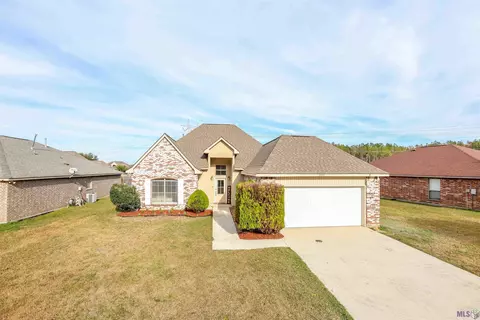 25912 Stonehenge Dr, Denham Springs, LA 70726