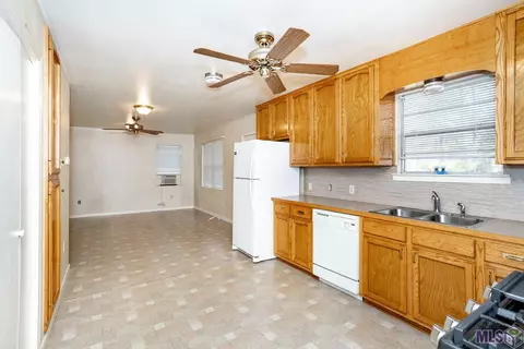14138 Pine Park Dr, Walker, LA 70785 photo 11