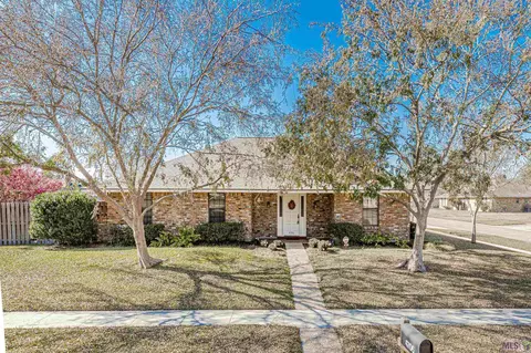 4706 Shadeland Dr, Baton Rouge, LA 70816